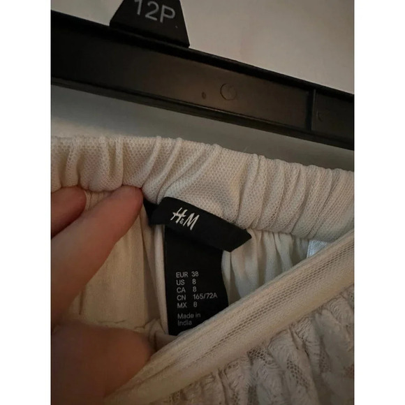 H&M Women’s size 8 Cream lace Skirt - Picture 5 of 5